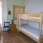 بيت ضيافة De Cadi